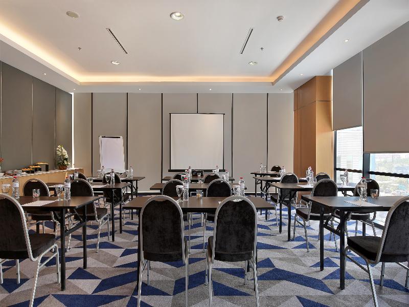 Zest Airport Jakarta By Swiss-Belhotel International Tangerang Exterior foto