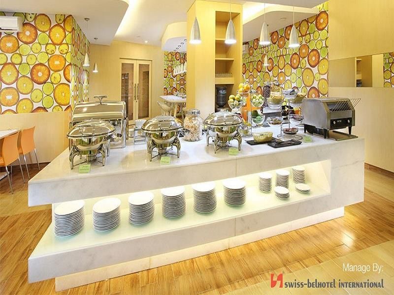 Zest Airport Jakarta By Swiss-Belhotel International Tangerang Exterior foto
